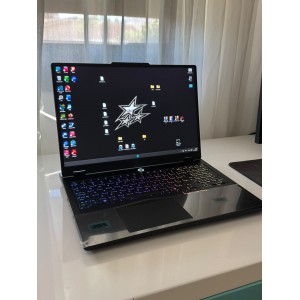 Laptop Gaming Lenovo Legion Pro 5 16ADR10, 16'' WQXGA IPS 240Hz, AMD Ryzen 9 8945HX, 32GB DDR5, 1TB SSD, GeForce RTX 5070 8GB, WIN 11 PRO, Eclipse Black, resigilat